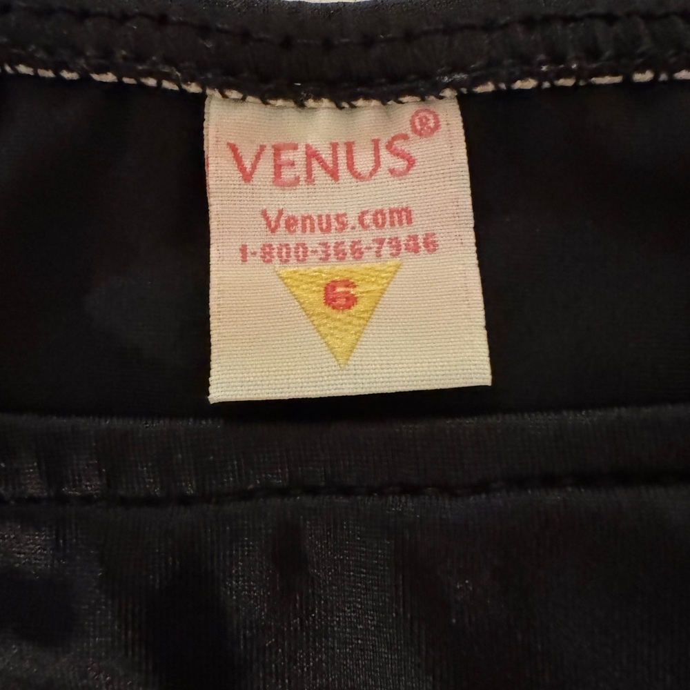 Two Bikini Bottoms. Solid Gray. Solid Black Venus - image 3